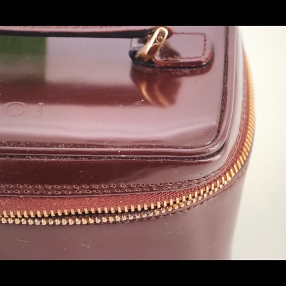 #0128 Gucci Travel Case in Brown Patented Leather w/Bamboo Zipper - Picture 5 of 15